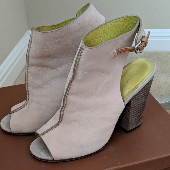 Coach Shooties size 8.5 Q4663 - Picture 3 of 4